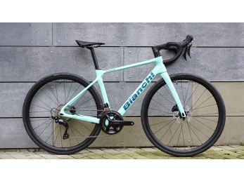 Bianchi Infinito 105 12s Velomann alloy - Celeste glossy/black decals 2026